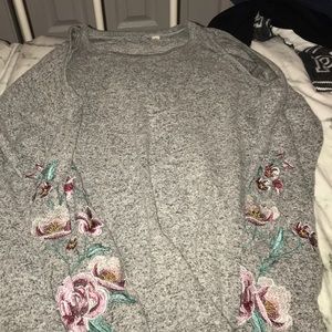 grey pullover sweater